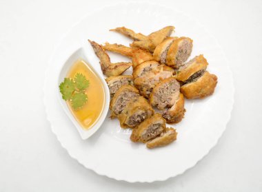 Doldurulmuş Tavuk Kanatları