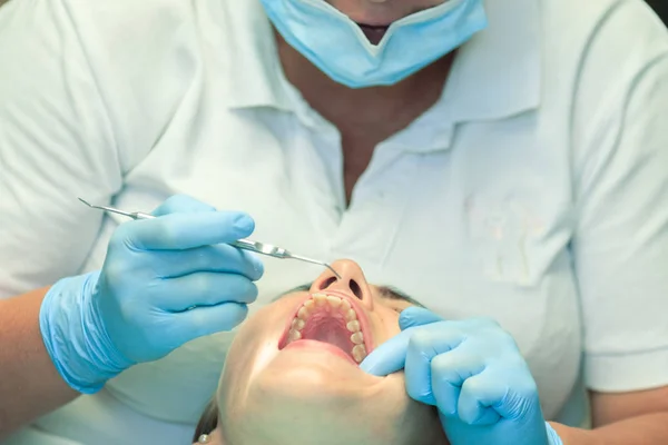 Close Young Girl Open Mouth Dentist Teeth Checkup Dentist Office — Stock Photo, Image