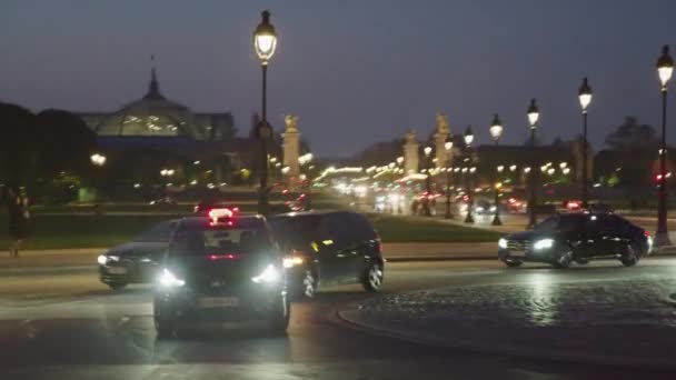 Parijs Frankrijk 2019 Rijd Rond Rotonde Met Auto — Stockvideo