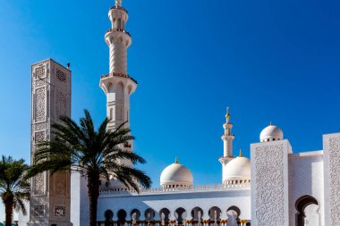 Abu Dabi Ünlü Şeyh Zayed ulu camii, Birleşik Arap Emirlikleri