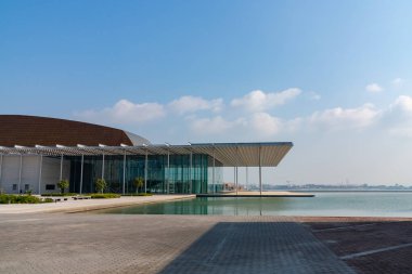 Manama, Bahreyn - 19 Aralık 2018: Bahreyn Ulusal Tiyatro binası