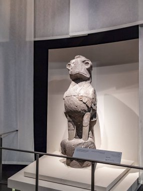 Doha, Katar - 20 Aralık 2018: İslam Eserleri Müzesi'nin iç sergisi, detaylar