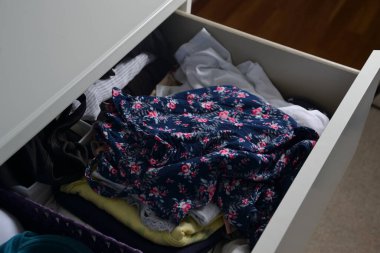 Bir gardırop fotoğrafı