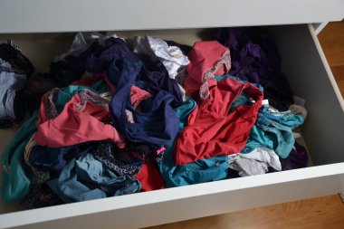 Bir gardırop fotoğrafı