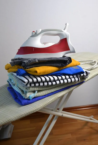 Iron Ironed Laundry — Stock Photo, Image