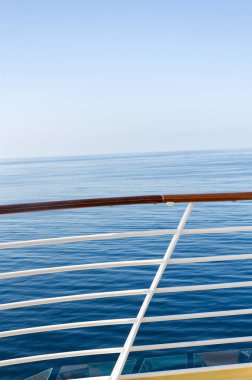 Bir yolcu gemisinin detayları