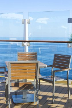 Bir yolcu gemisinin detayları