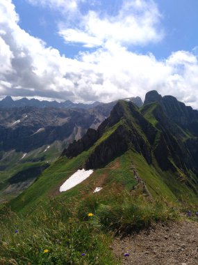 Almanya, Bavyera, Allgaeu Alpleri - allgeau Alplerinde yürüyüş