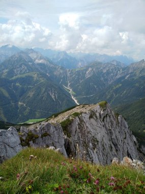 Seebergspitze 'de yürüyüş, Tyrol' da bir dağ.