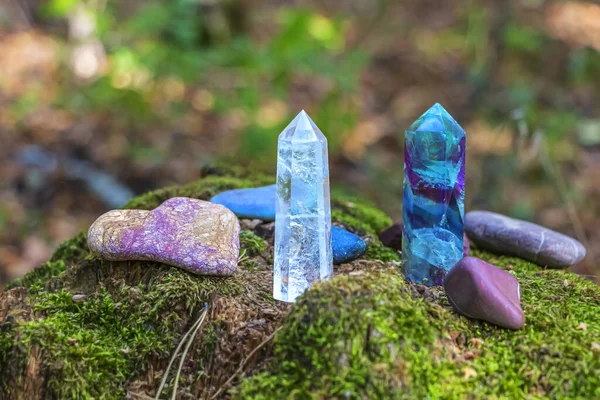 Gemstone Florit Kuvars Kristali Çeşitli Taşlar Mistik Ritüeller Için Sihirli — Stok fotoğraf