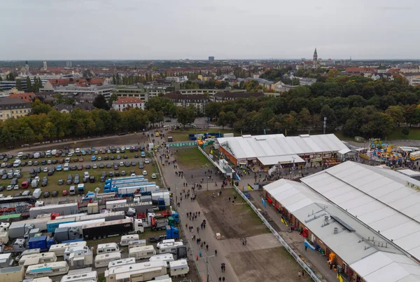 Dönme dolaptan Oktoberfest 'in en üst görüntüsü