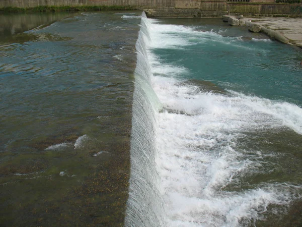 Sochi river with small water and waterfall at sunny day — Stock Photo, Image