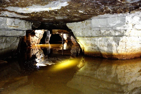 Minas abandonadas cuevas labirynth parque nacional área de recreación en Imágenes De Stock Sin Royalties Gratis