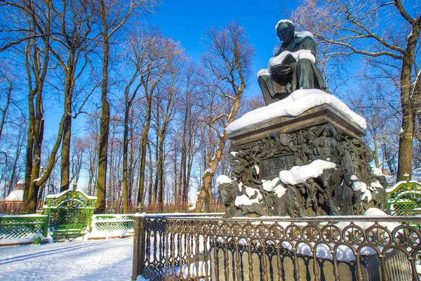 Winter Petersburg. Trees in the snow. Summer garden in St. Petersburg. Snow in Saint-Petersburg