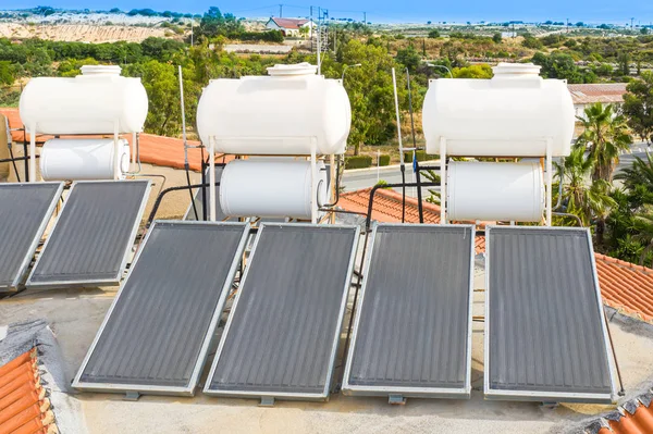 Solar thermal water heatihg system. Solar heat collectors. Solar