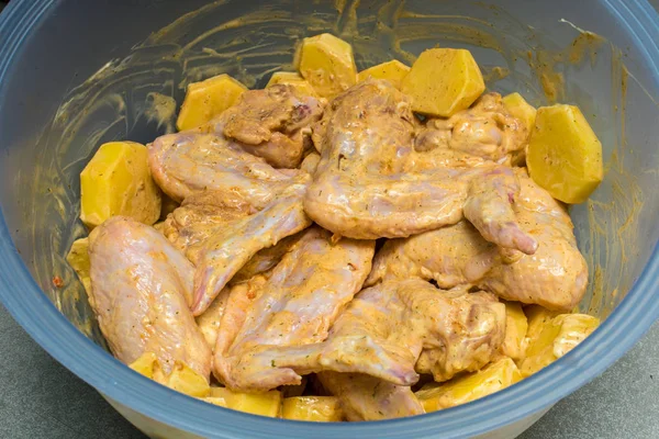 Marinated Chicken Wings Potatoes — Stock Photo, Image