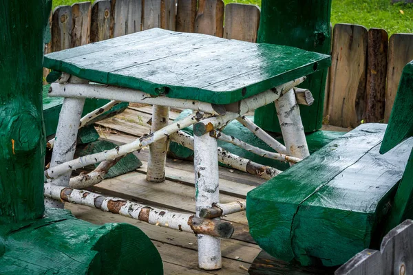 Mesa de madeira feita de bétula — Fotografia de Stock