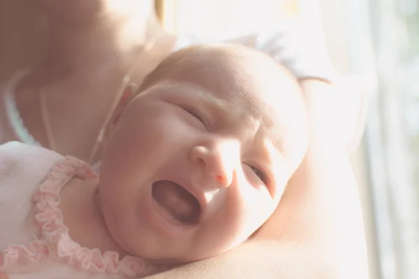 Radość dziecka po urodzeniu — Zdjęcie stockowe