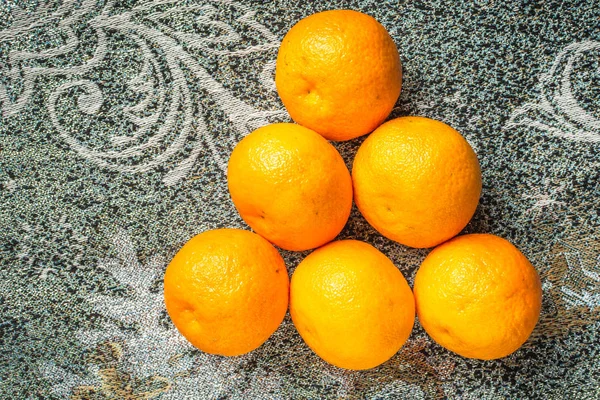 Orangene Mandarinen Auf Dem Festtagstisch — Stockfoto