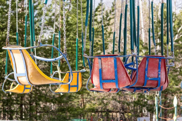 Asientos Carrusel Para Niños Con Cadenas —  Fotos de Stock