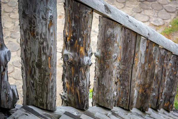 Staré Dřevěné Schody Venku — Stock fotografie