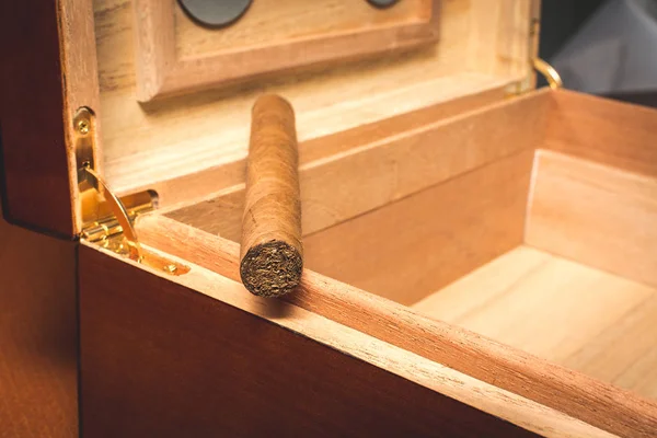 Beautiful Cuban Cigar Humidor Spanish — Stock Photo, Image