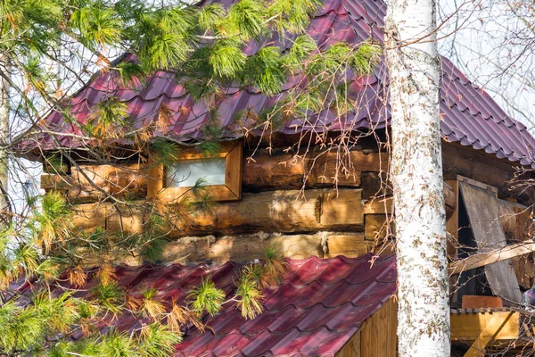 Pencereli Ahşap Çatılı Tahta Tahta — Stok fotoğraf