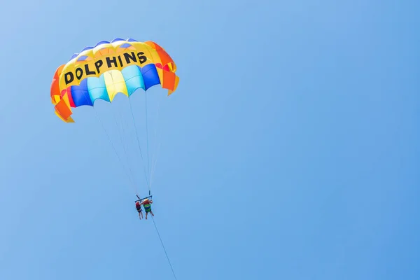 Side Turkey May 2018 Multicolored Parachute Tourists Resting Flies Sky — Stock Photo, Image