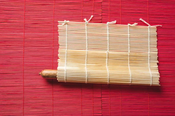 Curled Cigar Wrapped Beautiful Bamboo Mat — Stock Photo, Image