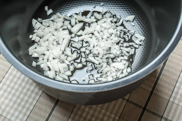 Cebolla Rodajas Frita Recipiente Multicocción Para Cocinar —  Fotos de Stock