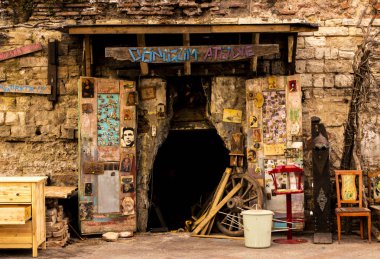 Istanbul 'da el yapımı Hediyelik eşya dükkanı, Carpenter, Mart 2019