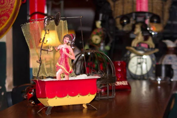 Antique Toy from 1950s, Bathing Woman on the Tub Figure — Stock Photo, Image