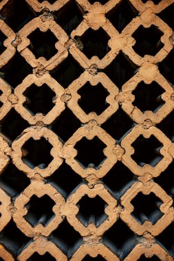 Yuvarlak şekilli tuğla duvar.