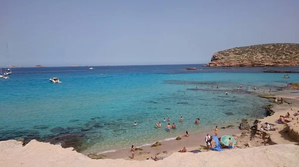 Playa Cala Tarida Ibiza España — Foto de Stock