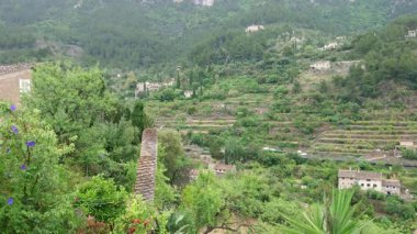 Deia sadece Mayorka'nın en küçük şehirlerinden biri değil, aynı zamanda en güzel şehirlerinden biridir. Mallorca, İspanya 