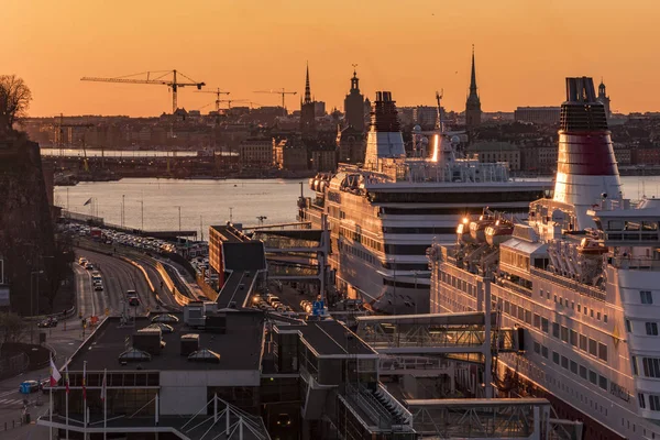 Utsikt Över Stockholms Hamn Vid Solnedgången — Stockfoto