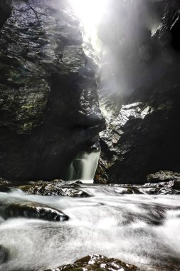 Dover Stone Church, New York, Abd Doğal Bir şelale.