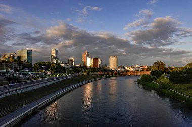 Vilnius, Litvanya Modern Vilnius ve Yeni Şehir Merkezi, Vilnius nehri Neris kuzey kıyısında bulunan bir mahalle ve Vilnius 'yeni iş bölgesi sitesi.