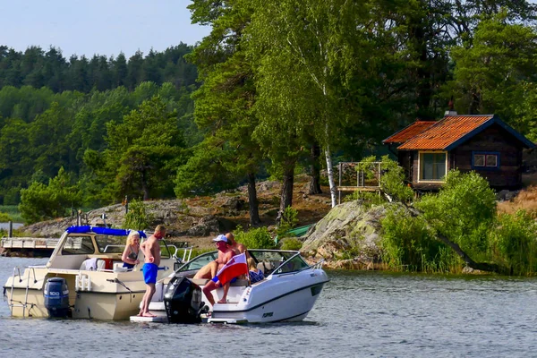 Estocolmo Suecia Los Navegantes Disfrutan Día Verano Lago Malaren — Foto de Stock