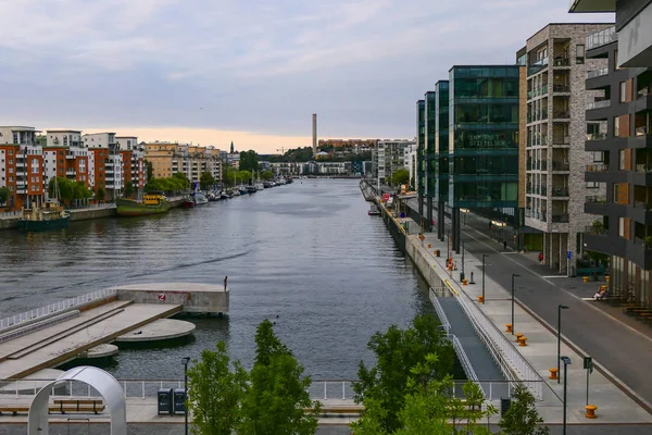 Estocolmo Suecia Niños Bañándose Canal Hammarby — Foto de Stock