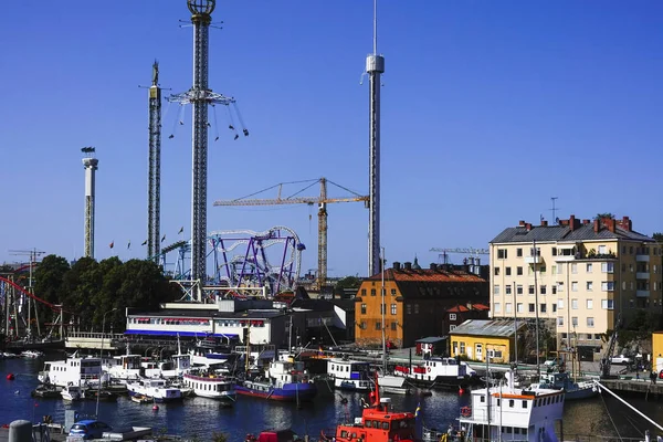 Estocolmo Suecia Una Vista Sobre Pequeño Puerto Parque Atracciones Grona —  Fotos de Stock