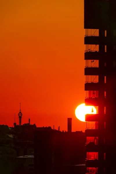 Stockholm Sveç Liljeholmskajen Kajen Kule Üzerinde Sunrise — Stok fotoğraf