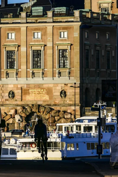 Stockholm Zweden Voetgangers Hovslagargatan Blasieholmen Zoek Naar Het Koninklijk Paleis — Stockfoto