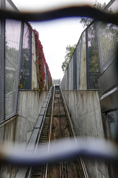 Estocolmo Suécia Uma Ferrovia Funicular Subúrbio Skarholmen — Fotografia de Stock
