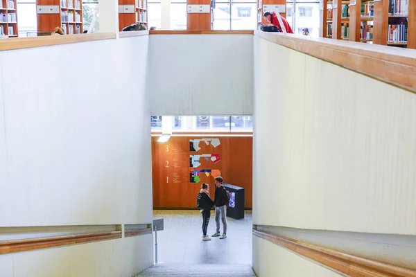 Turku Finlandia Personas Dentro Biblioteca Ciudad Turku —  Fotos de Stock