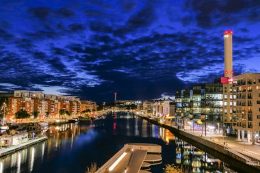 Stockholm, İsveç Şafakta Hammarby Hamnen Bölgesi.