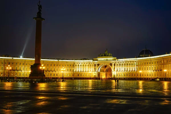 Petersburg Rusya Hermitage Kış Sarayı Nın Önündeki Saray Meydanı Alexander — Stok fotoğraf