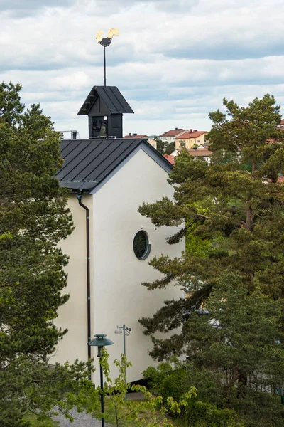 Estocolmo Suecia Iglesia Malarhojden Exclusivo Suburbio Malarhojden — Foto de Stock