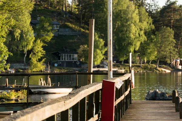 Stockholm Schweden Ein Dock Bei Sonnenuntergang Auf Einer Insel Süßwassersee — Stockfoto