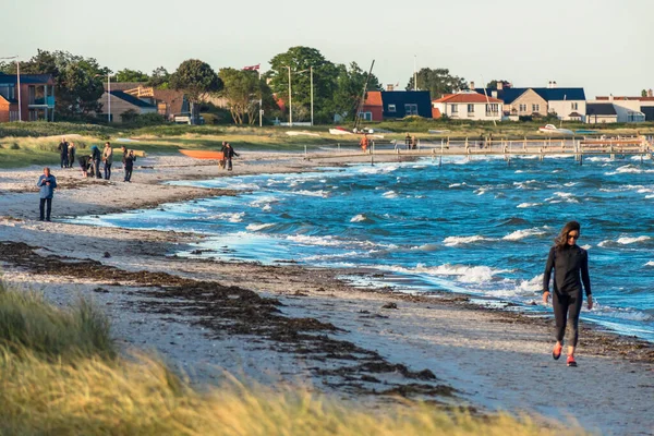 Aarhus Dänemark Juni 2020 Ein Strandläufer Einem Stürmischen Tag — Stockfoto